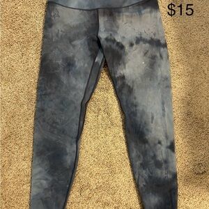Amazon Women's Tie-Dye Leggings - Black and Gray